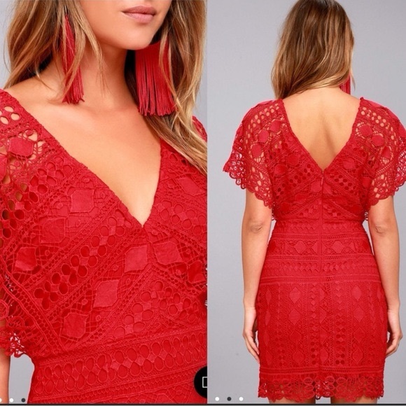 Lulu’s First Kiss Red Lace Sheath Dress Embroidered V Cut Chic size medium - Picture 2 of 12